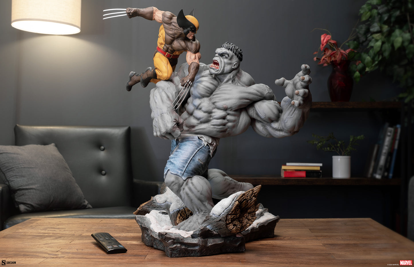 Grey Hulk vs Wolverine