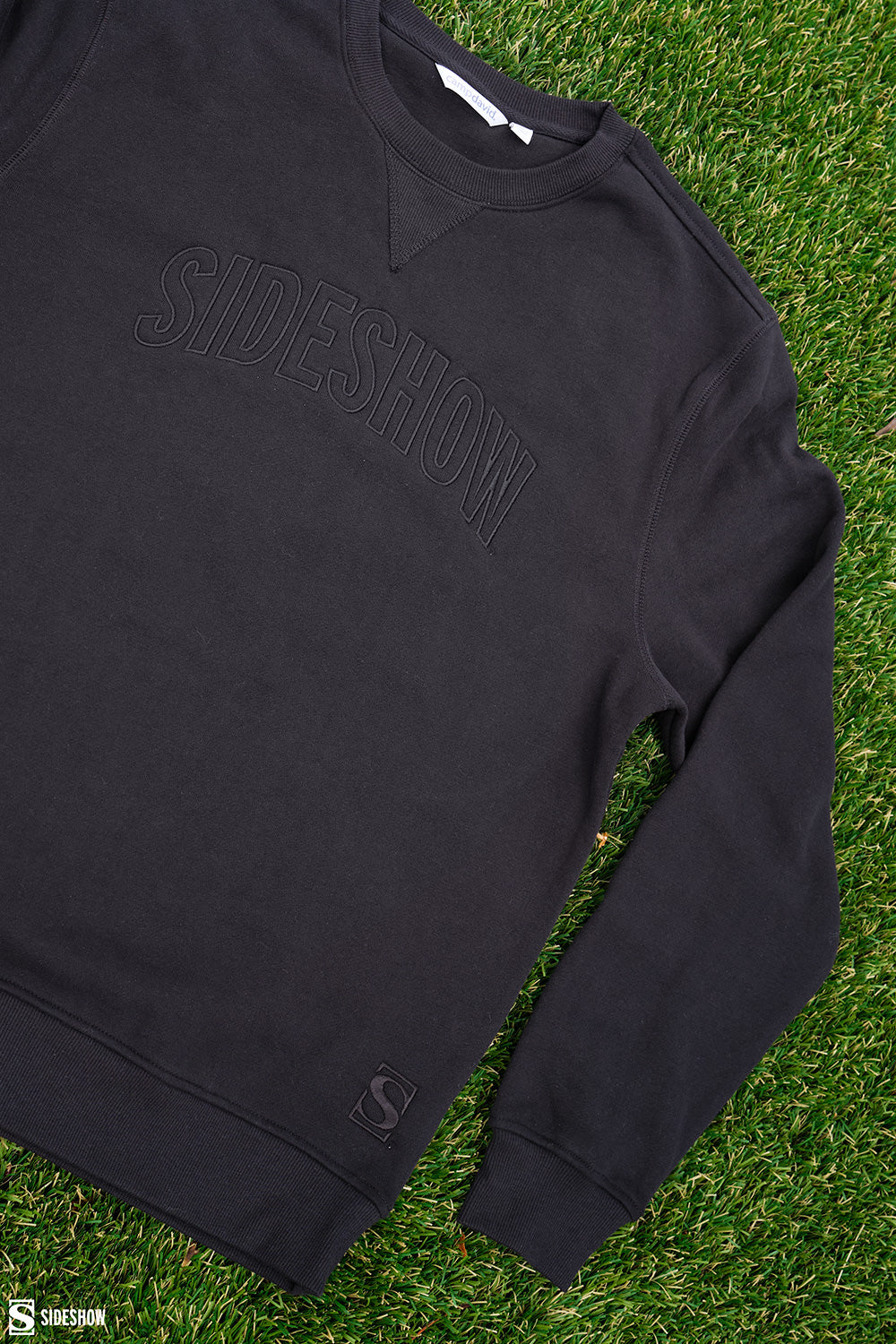 Sideshow Embroidered Sweatshirt