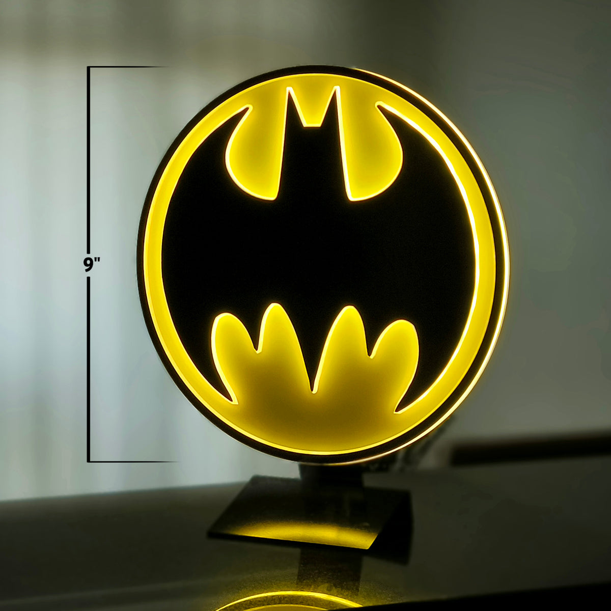 Vintage Batman LED Logo Light (Circular)