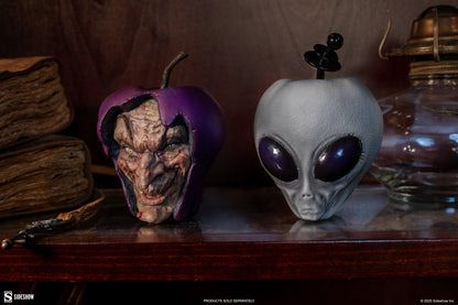 Alien Apple